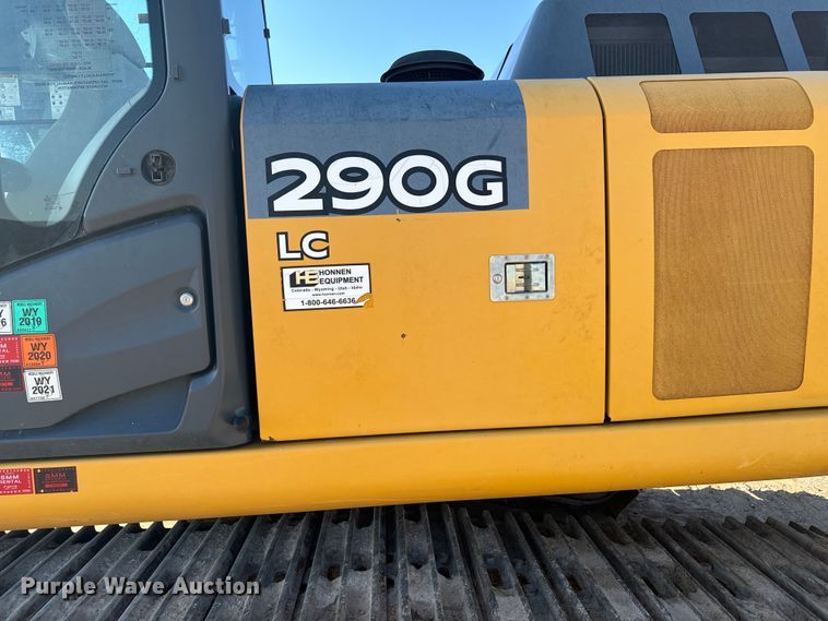 image for item DX3517 2014 John Deere  290G excavator