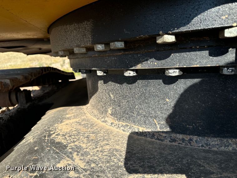 image for item DX3517 2014 John Deere  290G excavator