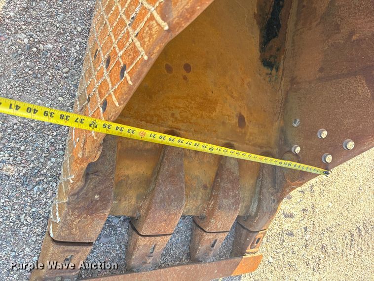 image for item DX3517 2014 John Deere  290G excavator