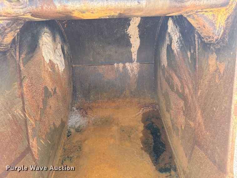 image for item DX3517 2014 John Deere  290G excavator