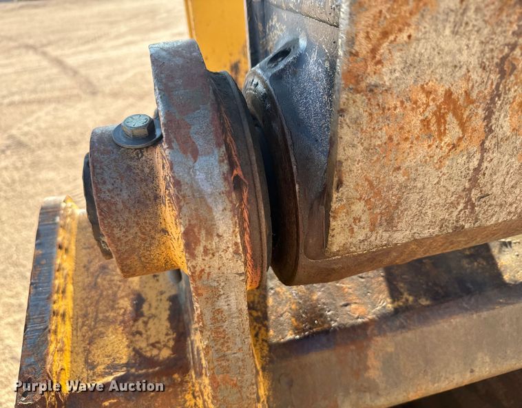 image for item DX3517 2014 John Deere  290G excavator