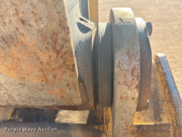 image for item DX3517 2014 John Deere  290G excavator