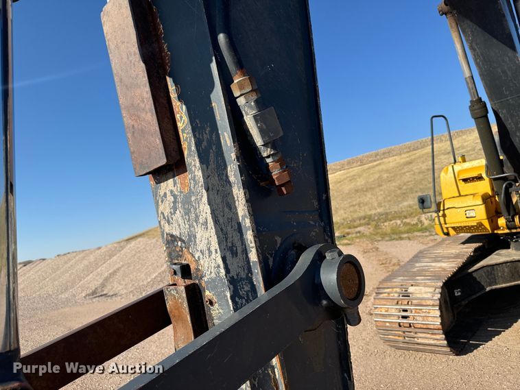 image for item DX3517 2014 John Deere  290G excavator