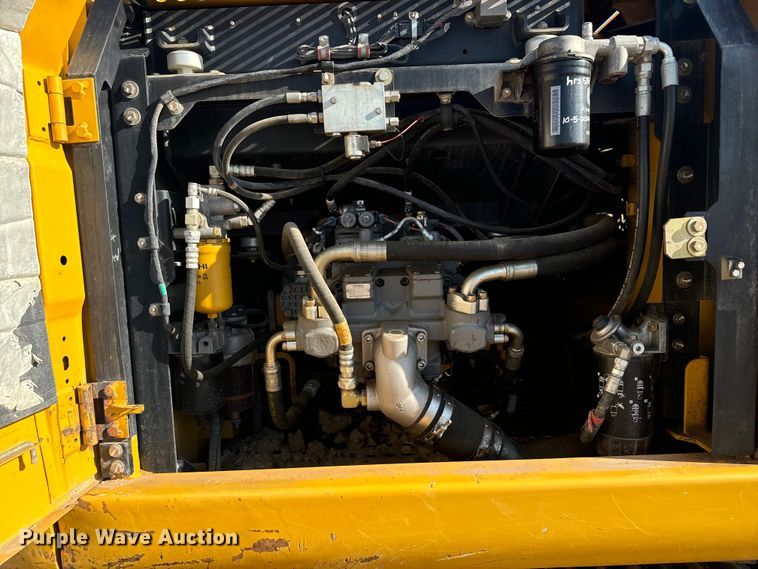 image for item DX3517 2014 John Deere  290G excavator