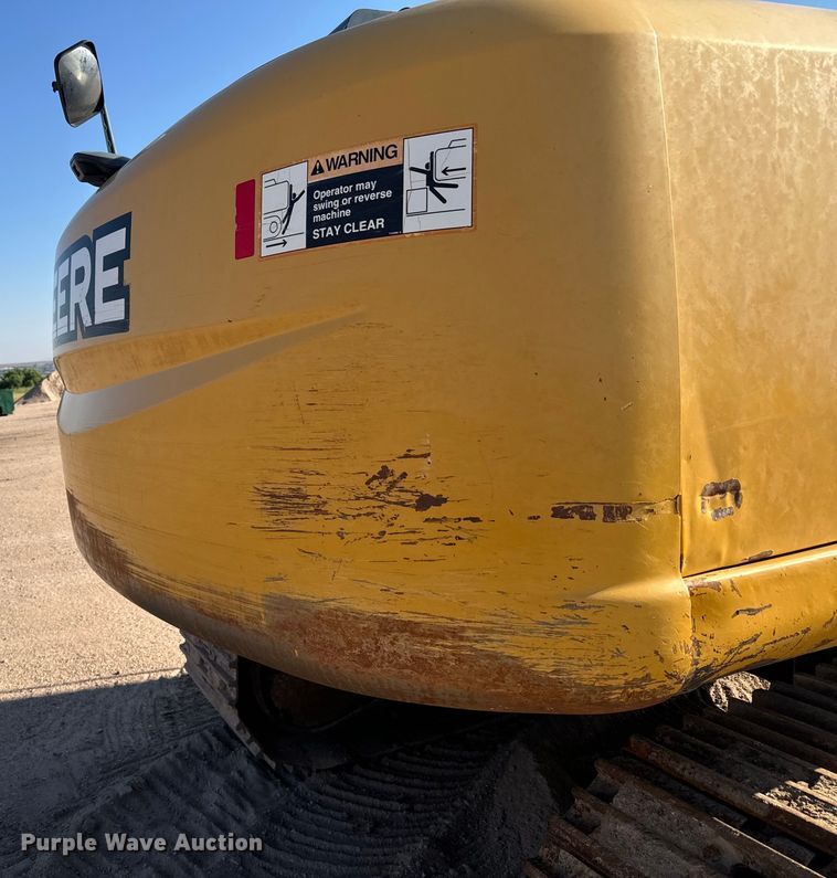 image for item DX3517 2014 John Deere  290G excavator