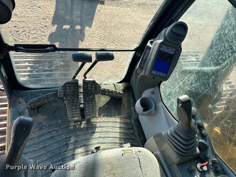 image for item DX3517 2014 John Deere  290G excavator