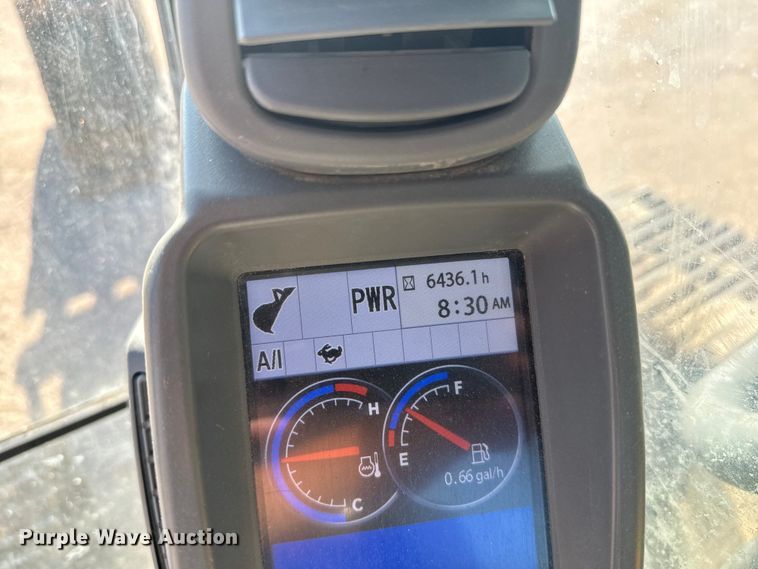 image for item DX3517 2014 John Deere  290G excavator