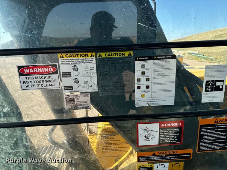 image for item DX3517 2014 John Deere  290G excavator