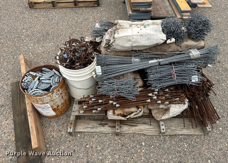 image for item DX3552 Concrete forms