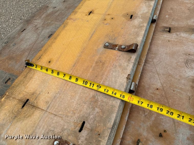 image for item DX3552 Concrete forms