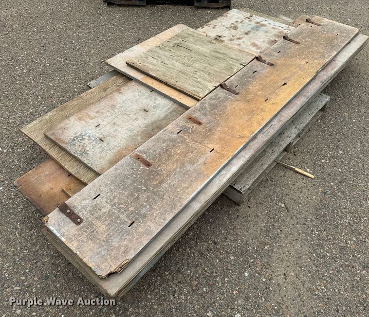 image for item DX3552 Concrete forms