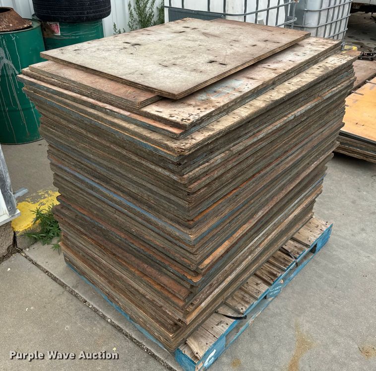 image for item DX3552 Concrete forms