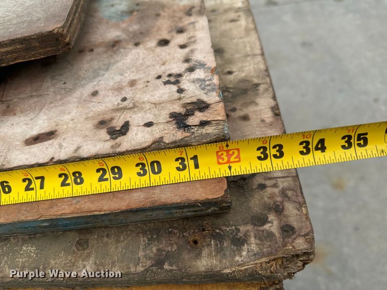 image for item DX3552 Concrete forms