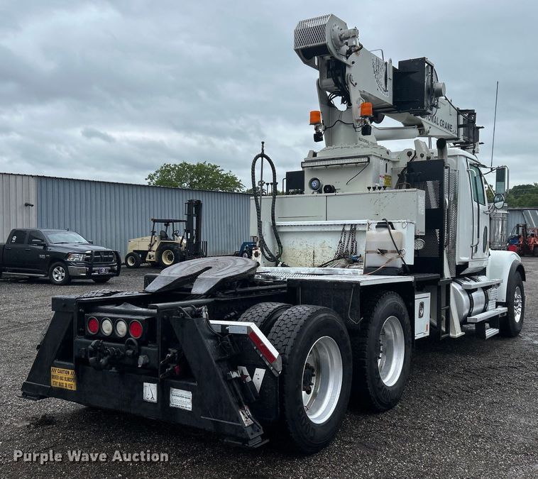 image for item EG0832 2012 Western Star crane truck