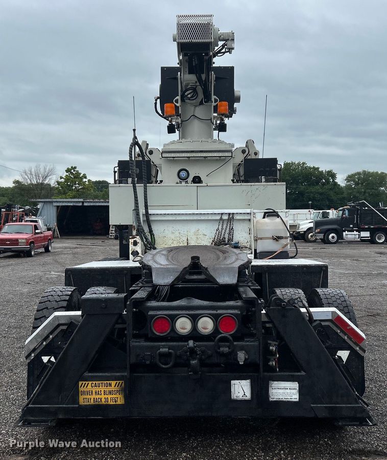 image for item EG0832 2012 Western Star crane truck