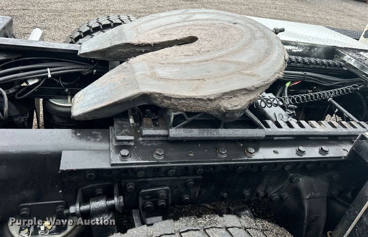 image for item EG0832 2012 Western Star crane truck