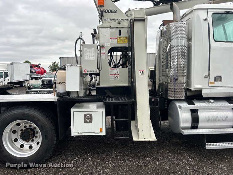 image for item EG0832 2012 Western Star crane truck