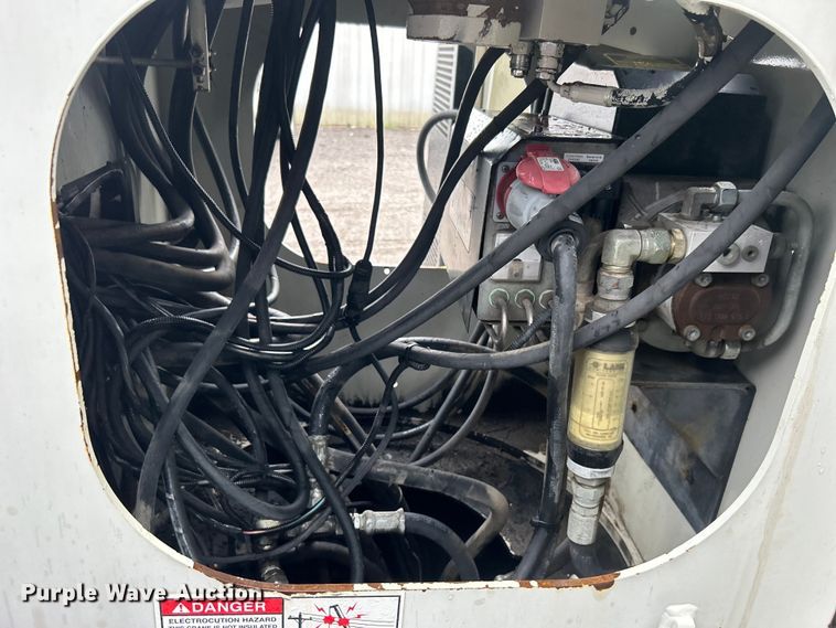 image for item EG0832 2012 Western Star crane truck