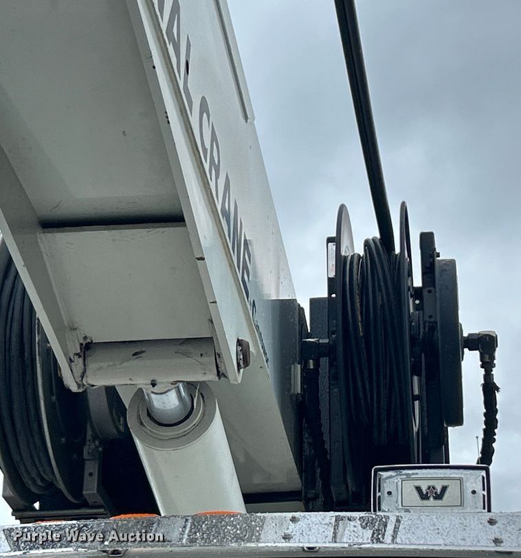 image for item EG0832 2012 Western Star crane truck