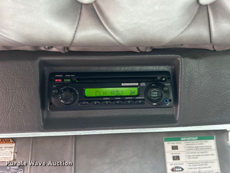 image for item EG0832 2012 Western Star crane truck