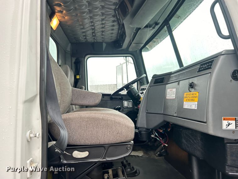 image for item EG0832 2012 Western Star crane truck