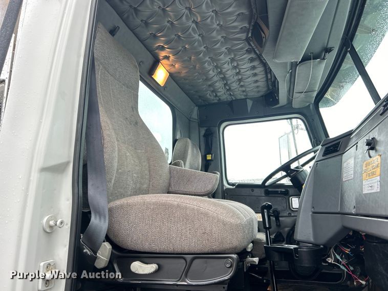 image for item EG0832 2012 Western Star crane truck