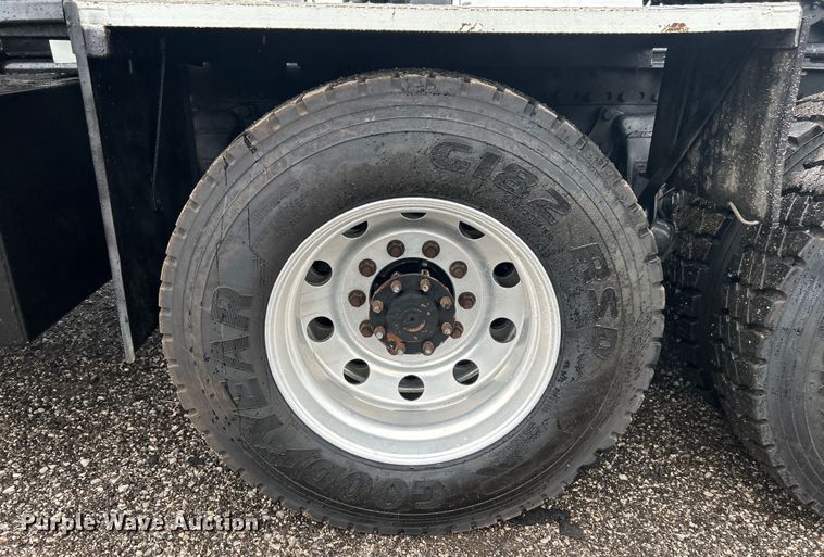 image for item EG0832 2012 Western Star crane truck