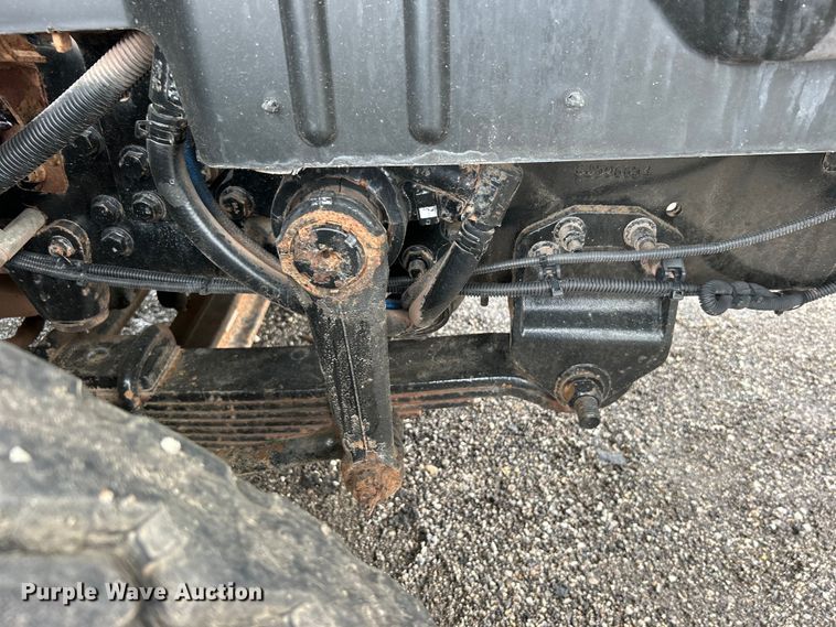 image for item EG0835 2012 International  7600 vacuum truck