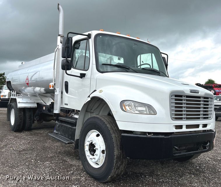 image for item EG0838 2012 Freightliner  Business Class M2 fuel truck