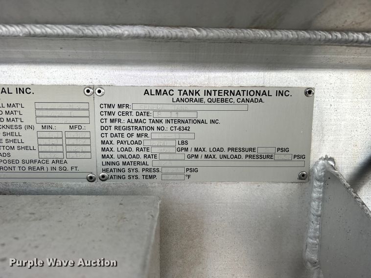 image for item EG0838 2012 Freightliner  Business Class M2 fuel truck