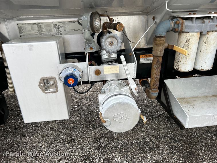 image for item EG0838 2012 Freightliner  Business Class M2 fuel truck