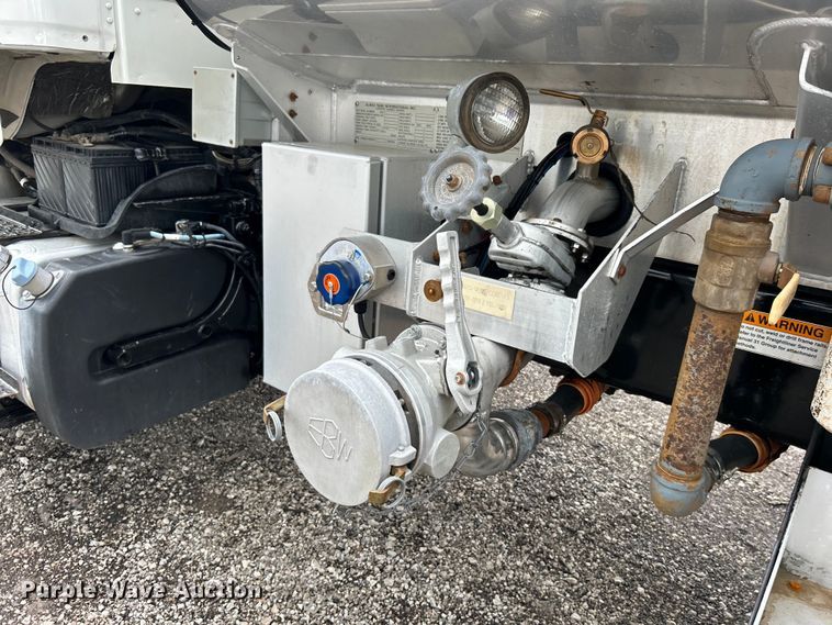 image for item EG0838 2012 Freightliner  Business Class M2 fuel truck