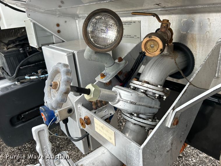 image for item EG0838 2012 Freightliner  Business Class M2 fuel truck