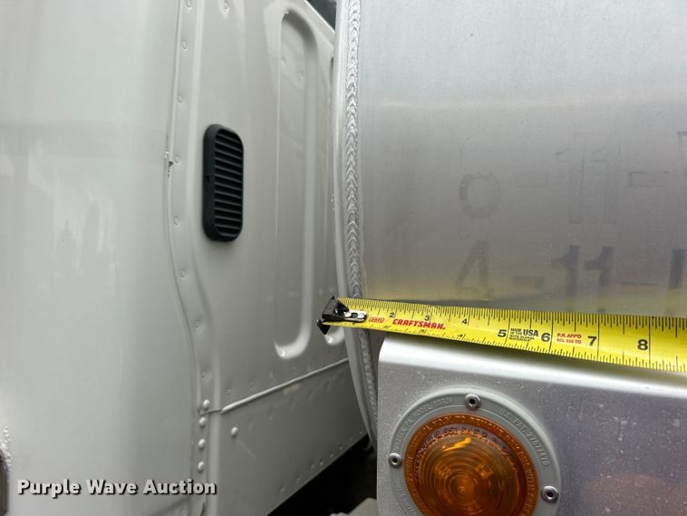 image for item EG0838 2012 Freightliner  Business Class M2 fuel truck