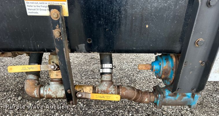 image for item EG0838 2012 Freightliner  Business Class M2 fuel truck