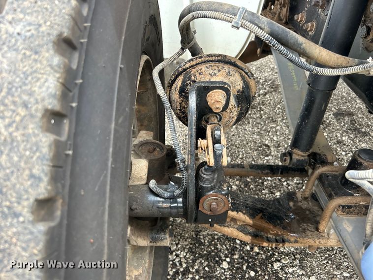 image for item EG0838 2012 Freightliner  Business Class M2 fuel truck