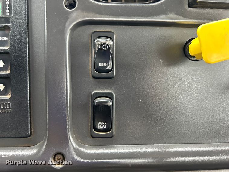 image for item EG0838 2012 Freightliner  Business Class M2 fuel truck