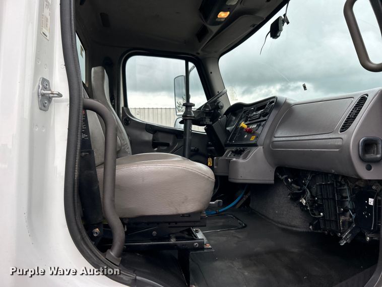 image for item EG0838 2012 Freightliner  Business Class M2 fuel truck