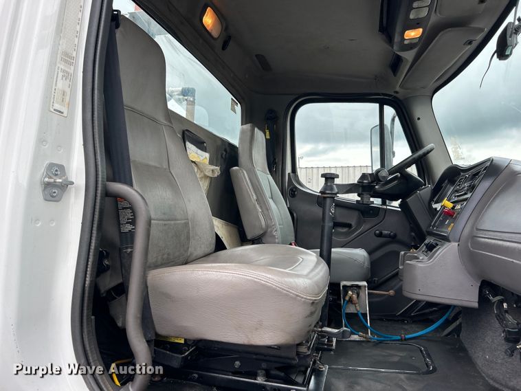 image for item EG0838 2012 Freightliner  Business Class M2 fuel truck