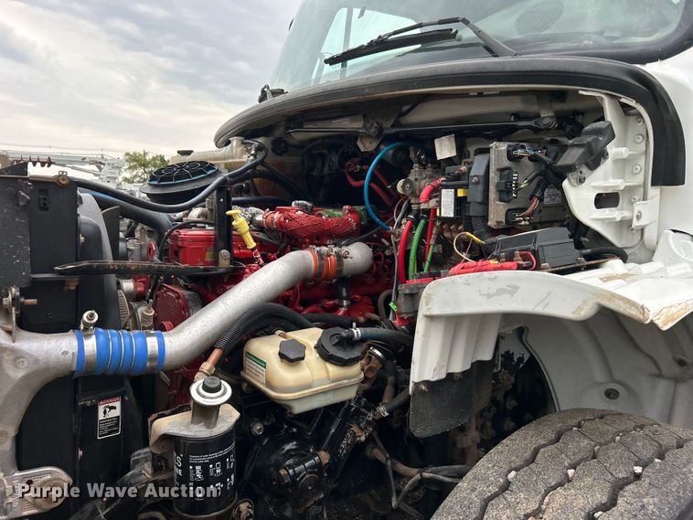 image for item EG0838 2012 Freightliner  Business Class M2 fuel truck