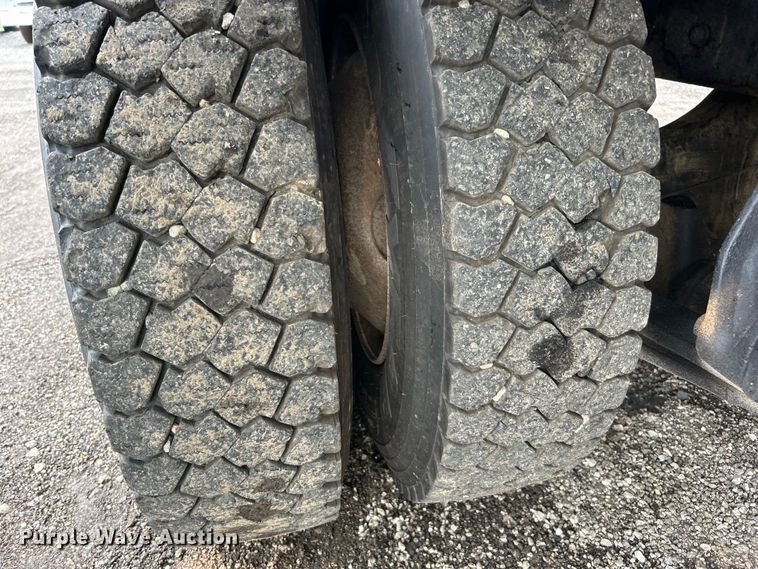 image for item EG0838 2012 Freightliner  Business Class M2 fuel truck