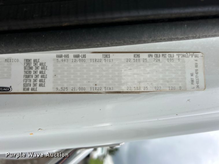 image for item EG0838 2012 Freightliner  Business Class M2 fuel truck