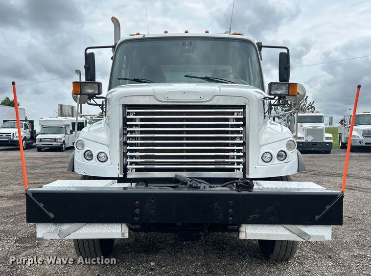 image for item EG0841 2012 Freightliner  Businesss Class M2 dump truck