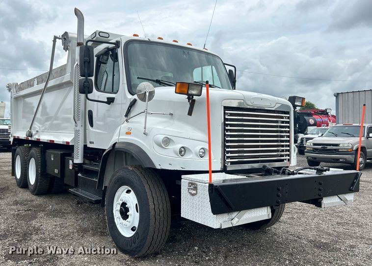 image for item EG0841 2012 Freightliner  Businesss Class M2 dump truck