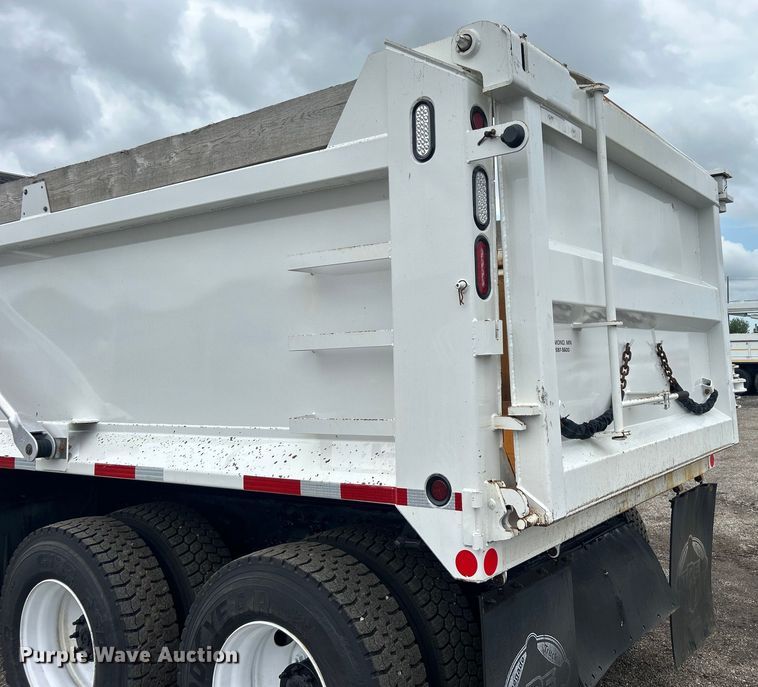 image for item EG0841 2012 Freightliner  Businesss Class M2 dump truck