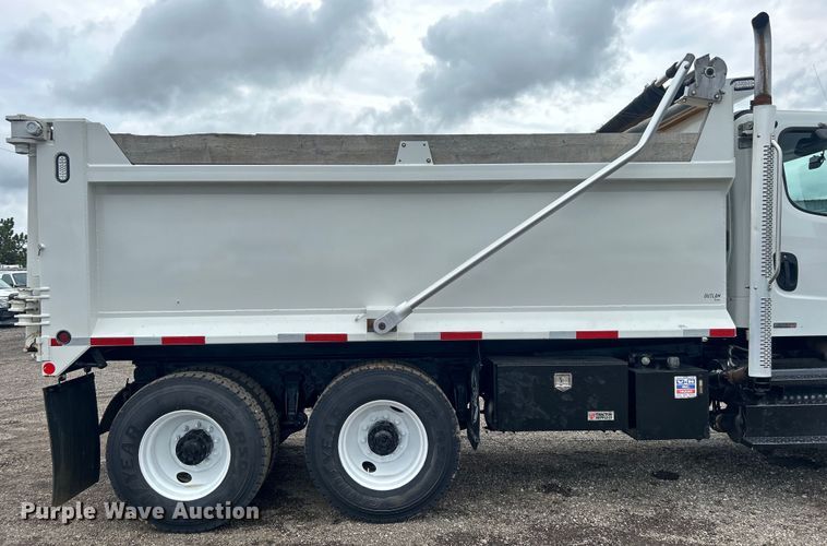 image for item EG0841 2012 Freightliner  Businesss Class M2 dump truck