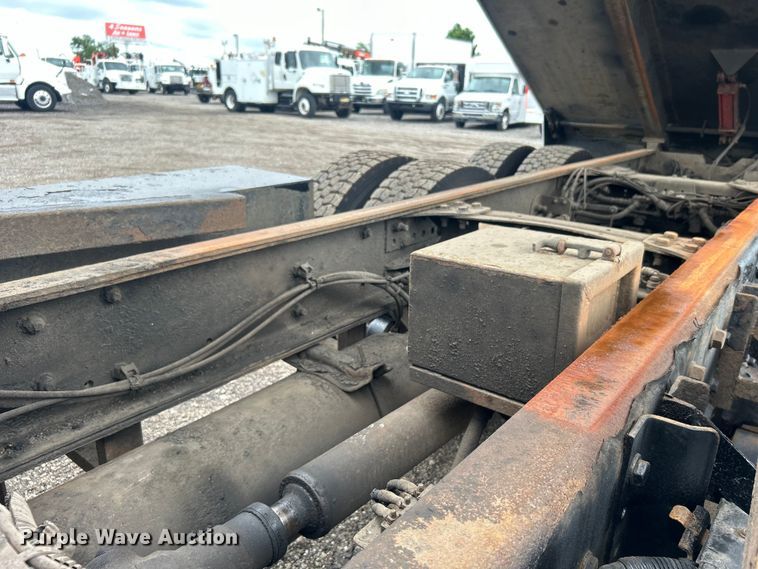image for item EG0841 2012 Freightliner  Businesss Class M2 dump truck