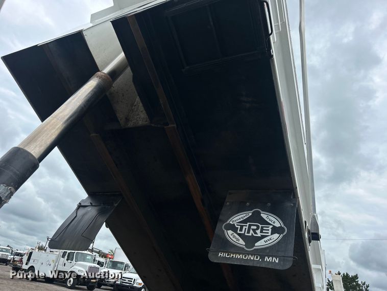 image for item EG0841 2012 Freightliner  Businesss Class M2 dump truck