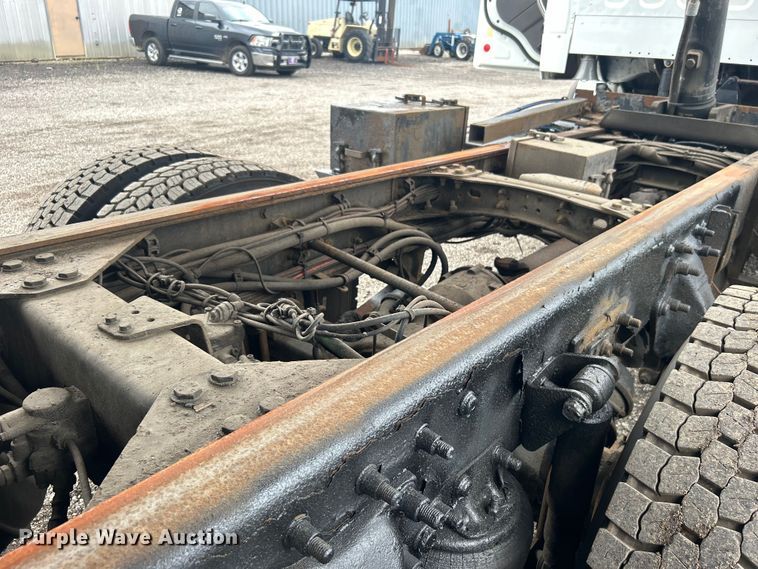 image for item EG0841 2012 Freightliner  Businesss Class M2 dump truck