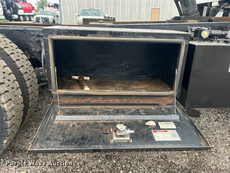 image for item EG0841 2012 Freightliner  Businesss Class M2 dump truck